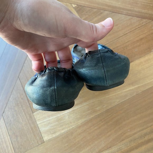 Tory Burch Navy Blue Leather Ballet Flats sz 8 - Picture 4 of 9